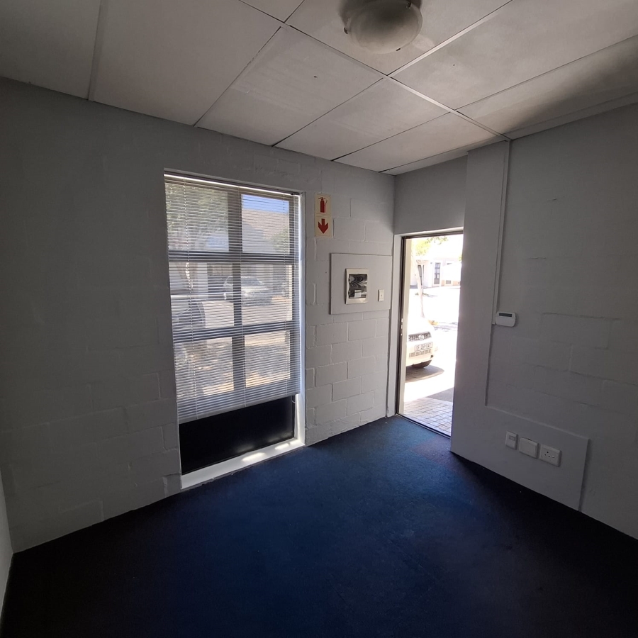 To Let commercial Property for Rent in Montague Gardens Western Cape